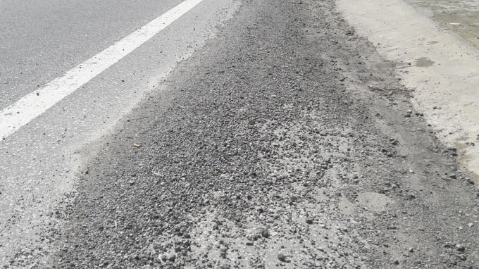 Lớp đá từ những vết