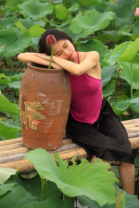Tĩnh lặng.