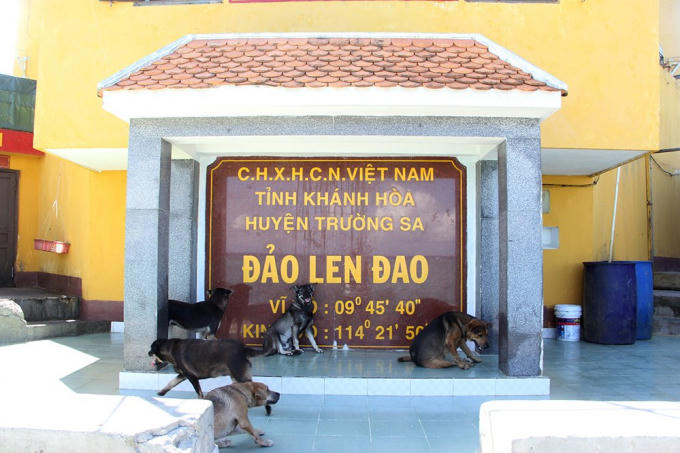 Đội đặc nhiệm đ&ecirc;m tỉnh hơn ng&agrave;y ở Trường Sa