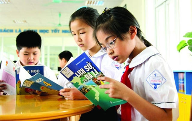 Tính cả sách giáo khoa, sách tham khảo, sách VNEN, sách Công nghệ giáo dục thì tỷ lệ số sách do nhà xuất bản Giáo dục in, phát hành chiếm tới 75% tổng sản lượng xuất bản phẩm toàn quốc