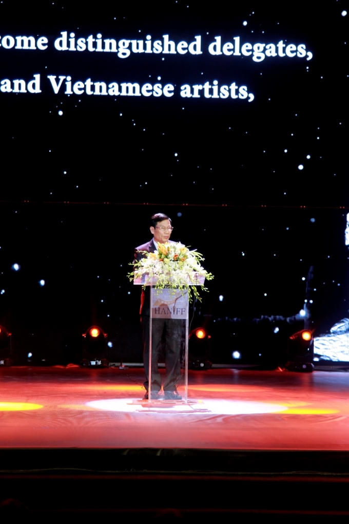 Bộ trưởng Bộ Văn hóa - Thể thao và Du lịch Nguyễn Ngọc Thiện phát biểu khai mạc LHP.