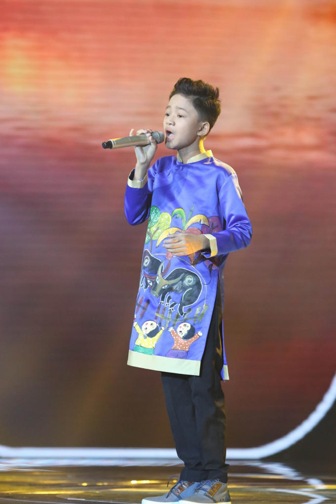 The Voice Kids: Vũ C&aacute;t Tường &ldquo;cạn lời&rdquo; khi học tr&ograve; biến hit &ldquo;C&ocirc; g&aacute;i ng&agrave;y h&ocirc;m qua&rdquo; th&agrave;nh cải lương