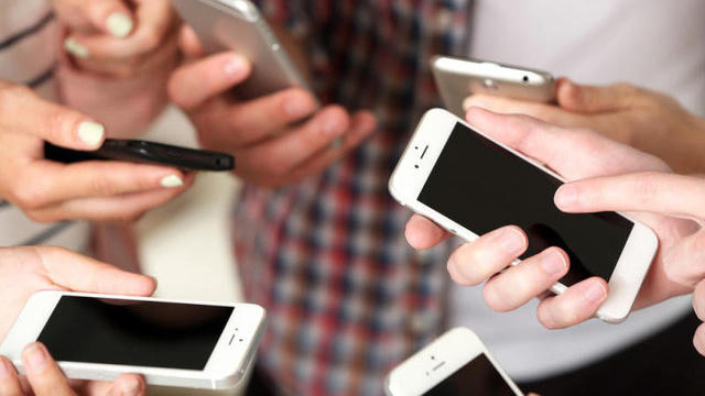 Apple có lẽ đã bị hacker tấn công, hoặc phát hiện ra một lỗ bảo mật nghiêm trọng nhưng chưa công bố?