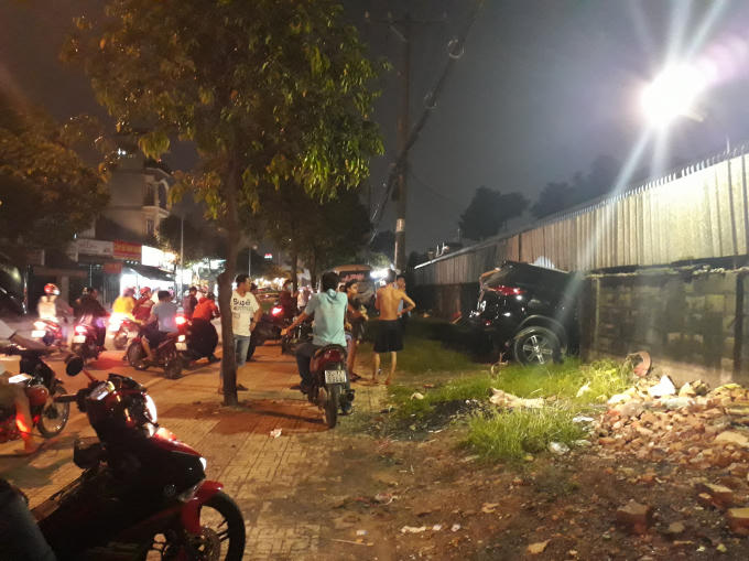 May mắn không có ai bị thương sau vụ tai nạn hy hữu.
