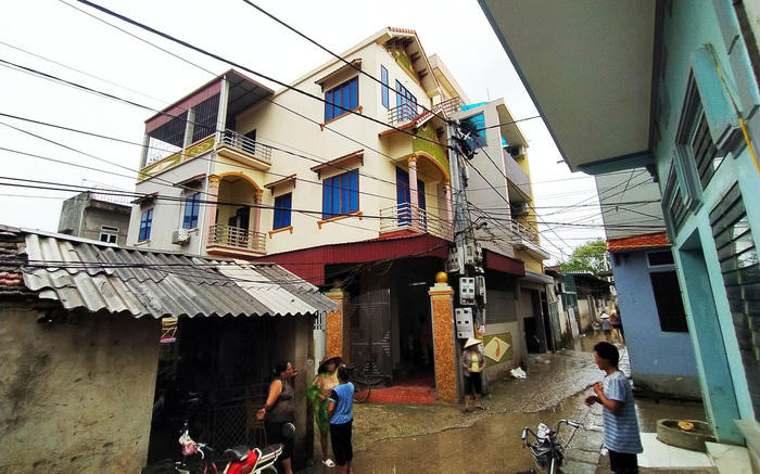 Căn nhà của 1 hộ cận nghèo ở xã Phượng Dực.
