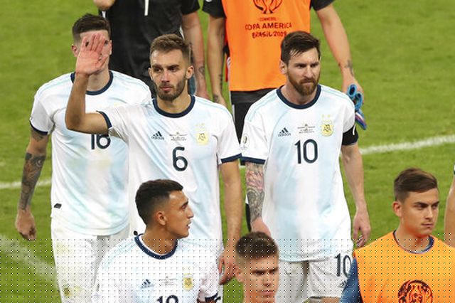 Argentina đứng cuối bảng B Copa America 2019 với 1 hòa và 1 thua