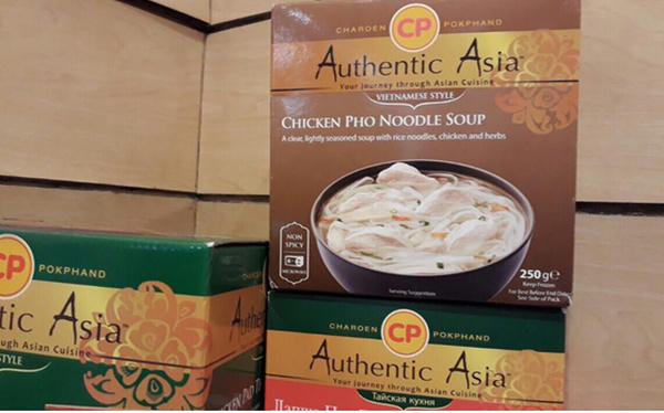 Dư luận xôn xao trước câu chuyện tập đoàn Charoen Pokphan Foods Plc (CPF) của Thái Lan đã xuất khẩu hàng triệu gói phở Việt sang Mỹ.