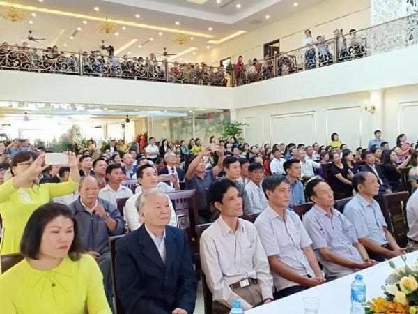 Kh&aacute;nh th&agrave;nh trung t&acirc;m tiệc cưới sang trọng Hải Yến 20