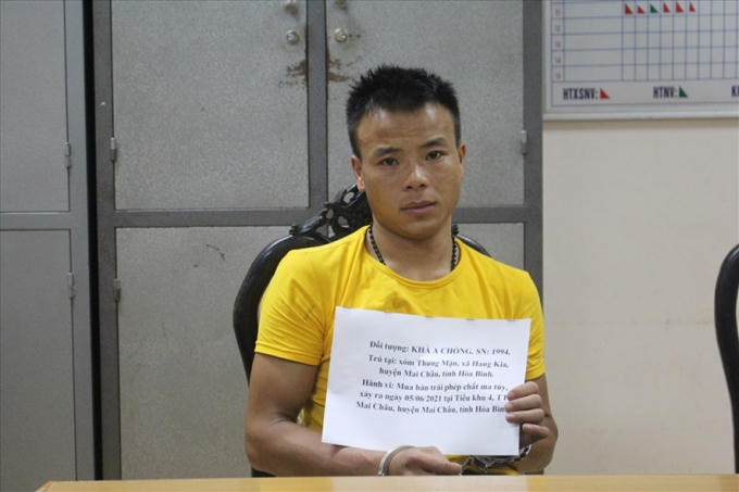 Đối tượng Khà A Chồng tại cơ quan Công an.