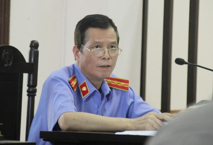 Vị đại diện VKS.