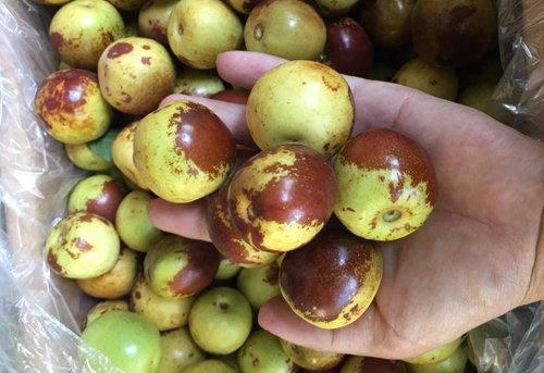 T&aacute;o t&agrave;u c&oacute; m&agrave;u th&acirc;m xỉn, được cho l&agrave; c&oacute; nhiều t&aacute;c dụng tốt.