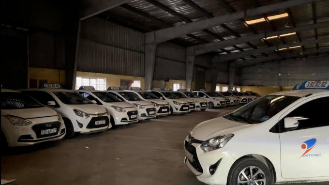 Những hình ảnh cho thấy hàng loạt các doanh nghiệp vận tải Hải Phòng đang đứng trước những khó khăn lớn và cấn được được các Bộ, ban ngành có những chính sách hỗ trợ, ứng cứu kịp thời.