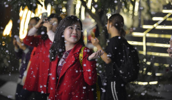 Trong dịp Giáng sinh trường Đại học Thăng Long sẽ mở cửa cho tất cả mọi người cùng tới tham dự.