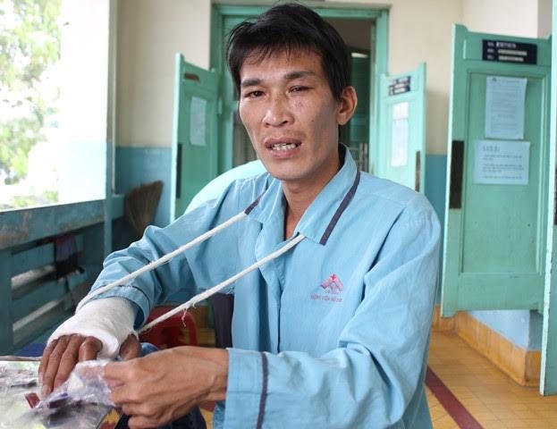Anh Trung "tổ" Bệnh viện Mắt TP HCM tắc trách.