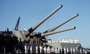 Sự cố cướp mạng 47 thủy thủ chiến hạm USS Iowa