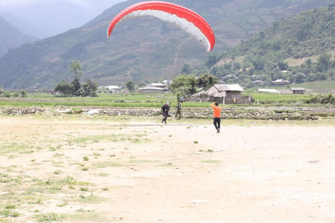 Festival dù lượn là chương trình được tổ chức thường xuyên từ năm 2012 trên đèo Khau Phạ, Mù Cang Chải.