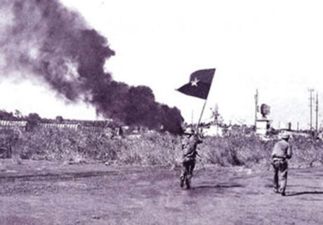 Tiến công giải phóng Buôn Ma Thuột 10-3-1975. (Ảnh: T.L)