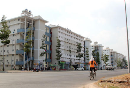 Nhà ở giá rẻ dành cho công nhân ở tỉnh Bình Dương. Ảnh: HẢI NGUYỄN - L.Đ