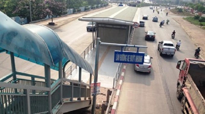 Dù đã cơ bản hoàn thành nhưng phương án hoạt động của dự án buýt nhanh vẫn chưa được xác định. Ảnh: Sỹ Lực.