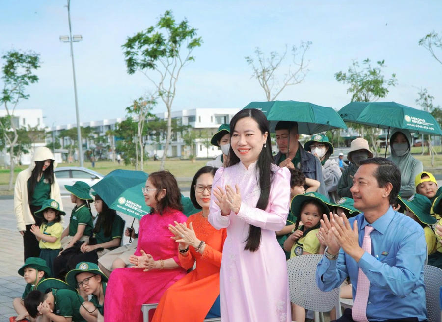 Bà Phạm Thị Như Phượng, Chủ tịch Hiệp hội Doanh nghiệp tỉnh An Giang, Tổng Giám đốc CIC Group