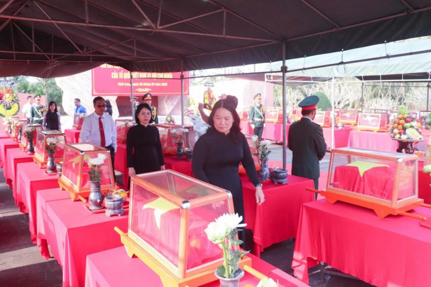 Lực lượng đã tìm được 36 hài cốt liệt sĩ còn nằm lại tại các khu nghĩa trang tạm thời trong thời kỳ chiến tranh trên địa bàn tỉnh Bến Tre (cũ).