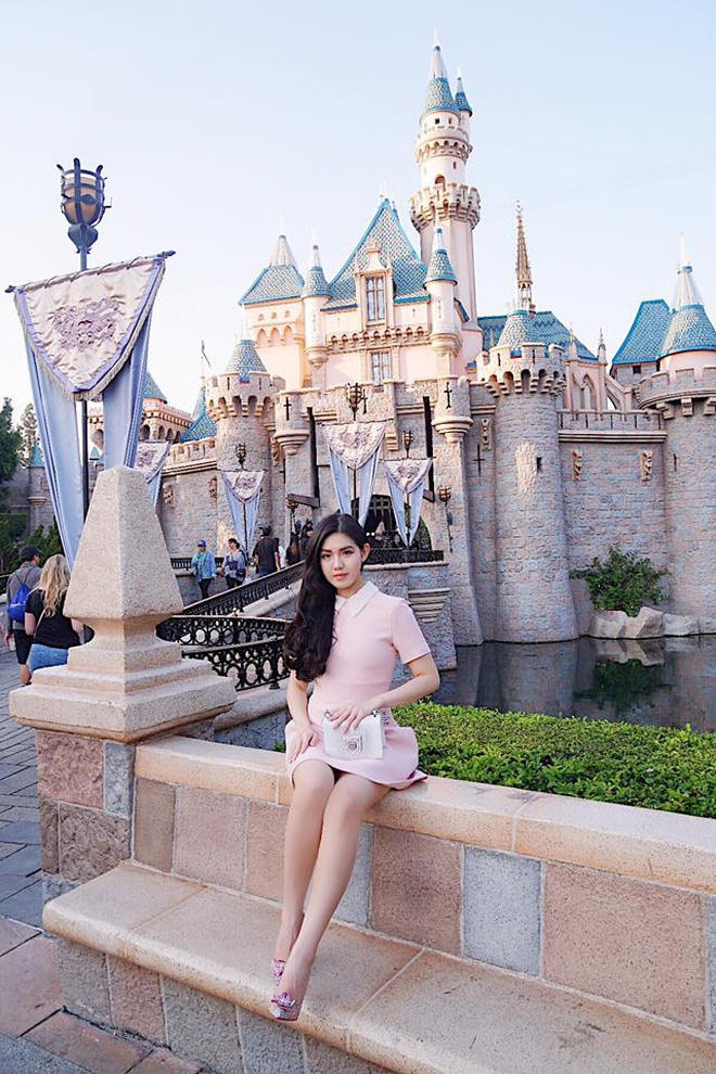 Cuộc sống sang chảnh, xa hoa của 4 cô nàng xinh đẹp trong Hội con nhà giàu Việt Nam