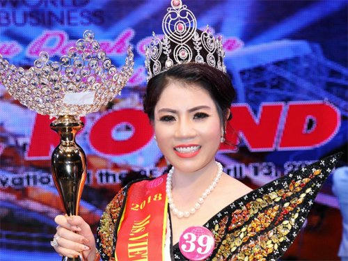 Hoa hậu cầm đầu đường dây mua bán hóa đơn.