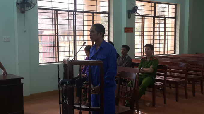 Bị cáo Mê trong phiên xét xử. Ảnh: Ngọc Vương.