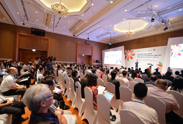 Toàn cảnh Diễn đàn.