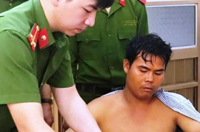 Nghi phạm Quàng Văn Thanh đang được điều trị dưới sự giám sát của cơ quan công an.