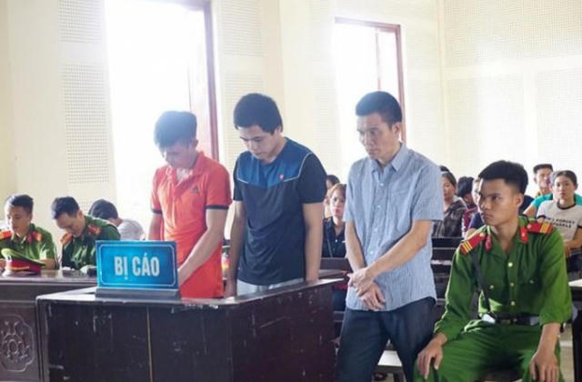 Ám ảnh tiếng kêu “cha ơi” trên sân tòa xử trùm ma túy xuyên quốc gia