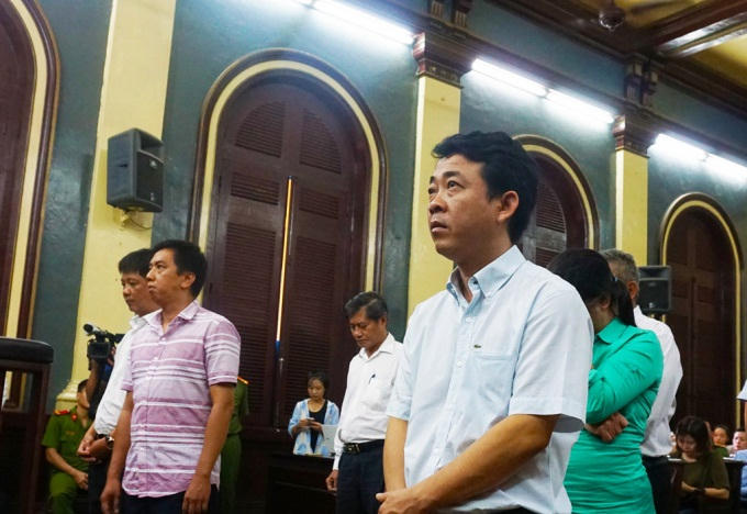 HĐXX tuyên hủy toàn bộ bản án sơ thẩm.