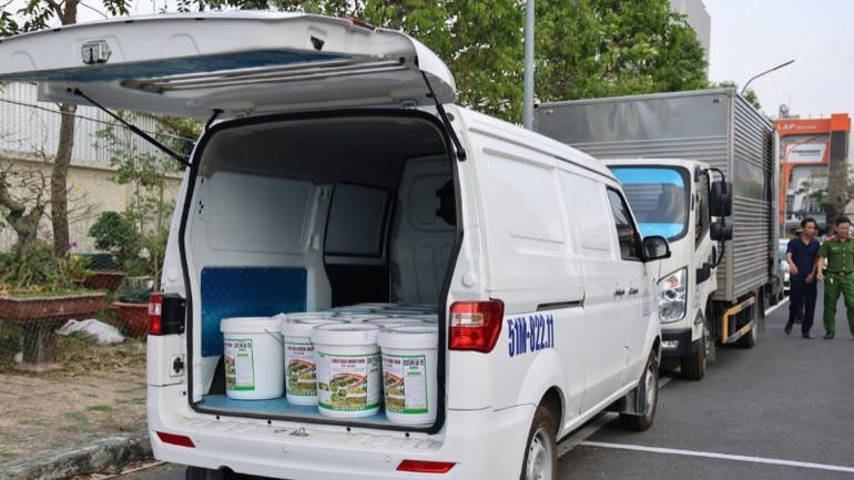 Phân bón giả bị công an thu giữ