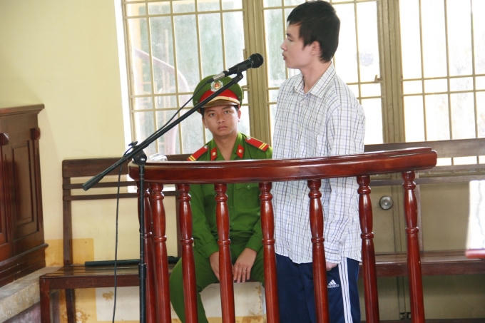 Bị cáo Lê Phúc trước vành móng ngựa.