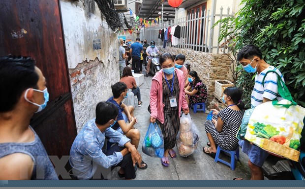 Nhung tam long hao tam danh cho nguoi dan 'xom chay than' mua dich hinh anh 9