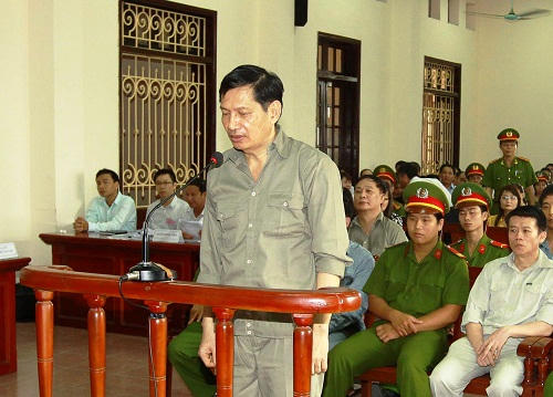 Trước đó, Phạm Thanh Bình - nguyên Chủ tịch Hội đồng Quản trị, Tổng Giám đốc Tập đoàn Vinashin bị TAND tối cao tuyên phạt 20 năm tù.