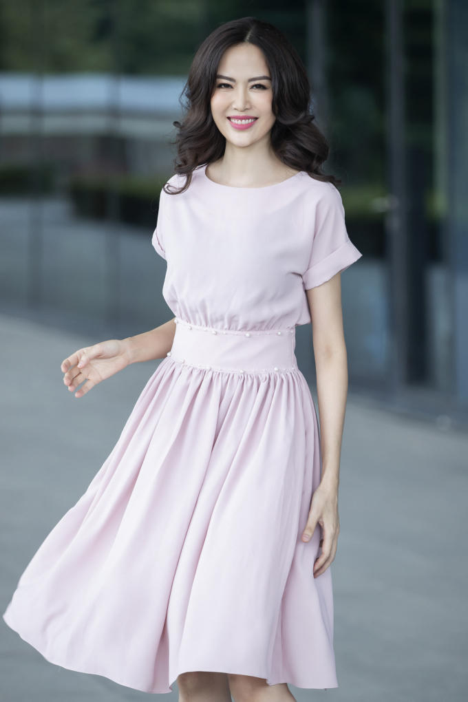 Hoa hậu Thu Thủy: &ldquo;Phụ nữ đẹp nhất khi họ bước v&agrave;o tuổi 40&rdquo;