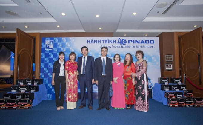 Trải qua 40 năm phát triển, Pinaco kiên định mục tiêu mang lại cho khách hàng những sản phẩm chất lượng tốt nhất, dịch vụ chu đáo.