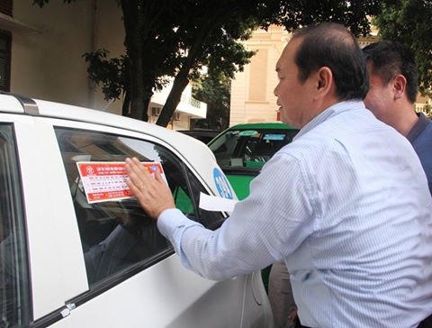 Lái xe taxi Hà Nội cam kết thực hiện 5 không.