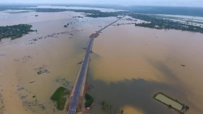 Đường Tr&aacute;nh Hồ X&aacute; - Đ&ocirc;ng H&agrave;.