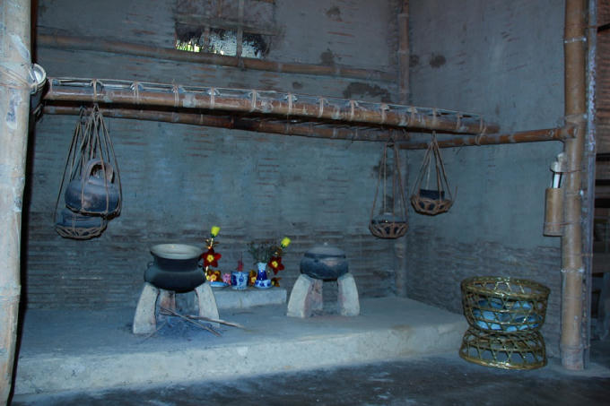 Những vật dụng còn lại bên trong căn bếp của ngôi nhà.