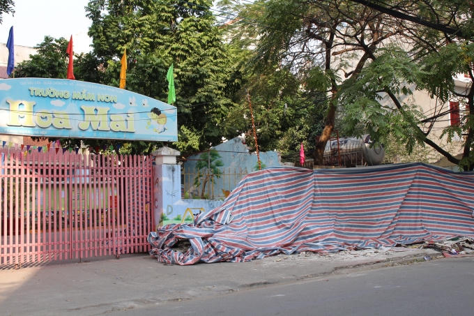 Vụ đổ sập không ảnh hưởng đến việc học của các em học sinh.