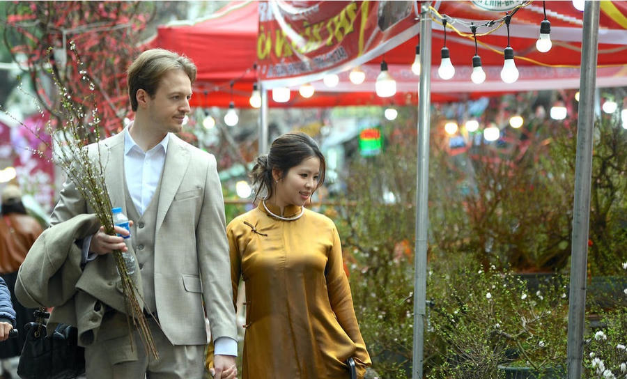 Ngày 29 Tết là ngày cuối cùng của năm cũ, mang trong mình không khí vừa tất bật vừa thiêng liêng.