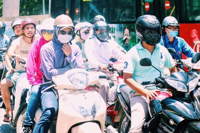 Nắng nóng rất dễ khiến cho con người nổi cáu và hóa điên. (Ảnh minh họa: Dân Trí)