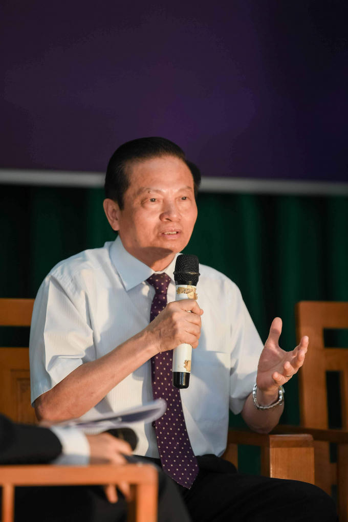 Tại chương trình, Tiến sĩ Lê Doãn Hợp - Nguyên ủy viên BCH TW Đảng, nguyên Bộ trưởng Bộ Thông tin Truyền thông bày tỏ sự vui mừng khi được tham gia hành trình có ý nghĩa lớn lao bởi “Trung Nguyên vừa tròn 24 năm thành lập nhưng Chủ tịch Đặng Lê Nguyên Vũ đã dành đến 10 năm thực hiện hành trình ở khắp nơi trên cả nước, nhất là vùng xa xôi như núi cao, biển đảo nên tôi hết sức trân trọng và ủng hộ