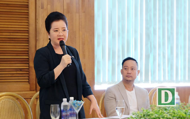 Bà Võ Thị Xuân Trang- hiệu trưởng Trường John Robert Power: Thí sinh đi thi người đẹp chủ yếu chăm chút ngoại hình, chưa chú trọng bồi dưỡng vẻ đẹp nội tâm