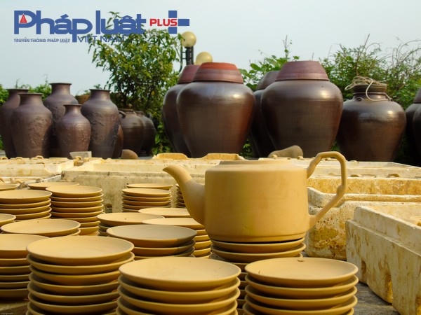Sản phẩm gốm Quyết Thành khá đa dạng và phong phú