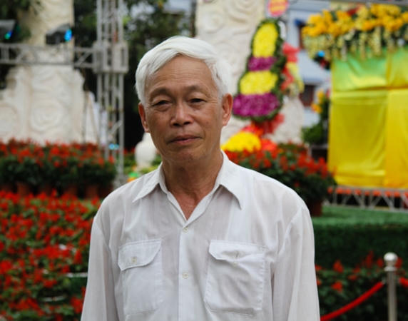 Ông Hoàng Văn Tiến (Kiến An- Hải Phòng) phấn khởi hồi hộp, khi đến đây ông Tiến cho biết trong người có cảm xúc lạ khó tả.