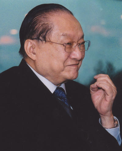 Tác giả Kim Dung.