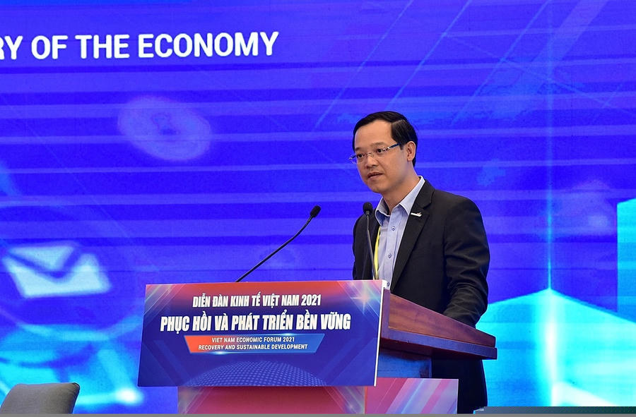 Ông Trương Anh Dũng, Tổng Cục trưởng Tổng Cục Giáo dục nghề nghiệp, Bộ Lao động Thương binh và Xã hội phát biểu tại Diễn đàn.